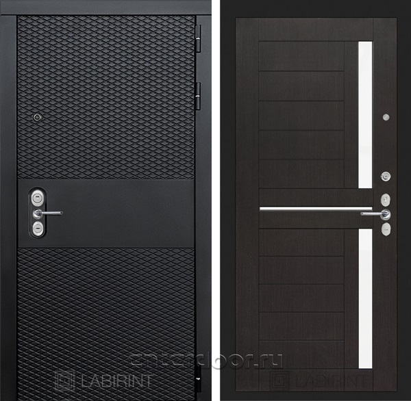 Входная металлическая дверь Лабиринт Black 2 (Чёрный кварц / Венге)