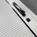 Входная дверь Роял Смарт - 31 Белый софт, зеркальная вставка с тонировкой для установки в квартиру 31591